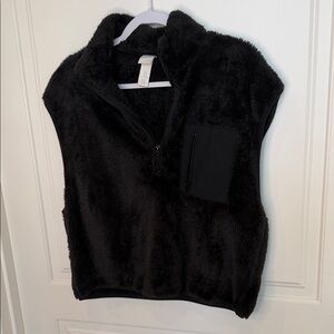 H&M Black Fleece Vest